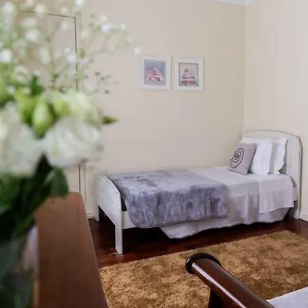 Ester Guest house